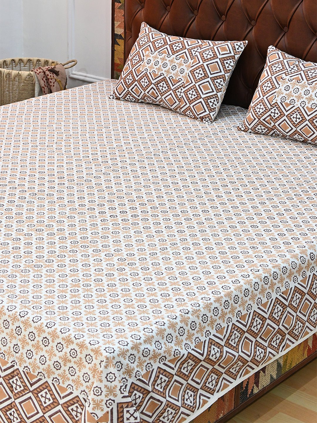 TARA BROWN COTTON PRINTED DOUBLE BEDSHEET WITH PILLOW - ART AVENUE