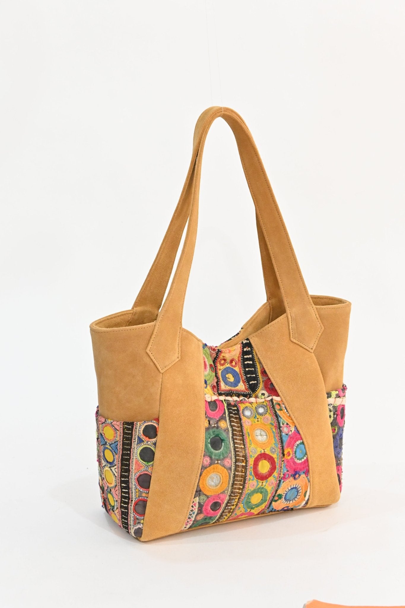 KHAMSIN - VINTAGE FABRIC PATCHWORK HAND BAG - ART AVENUE