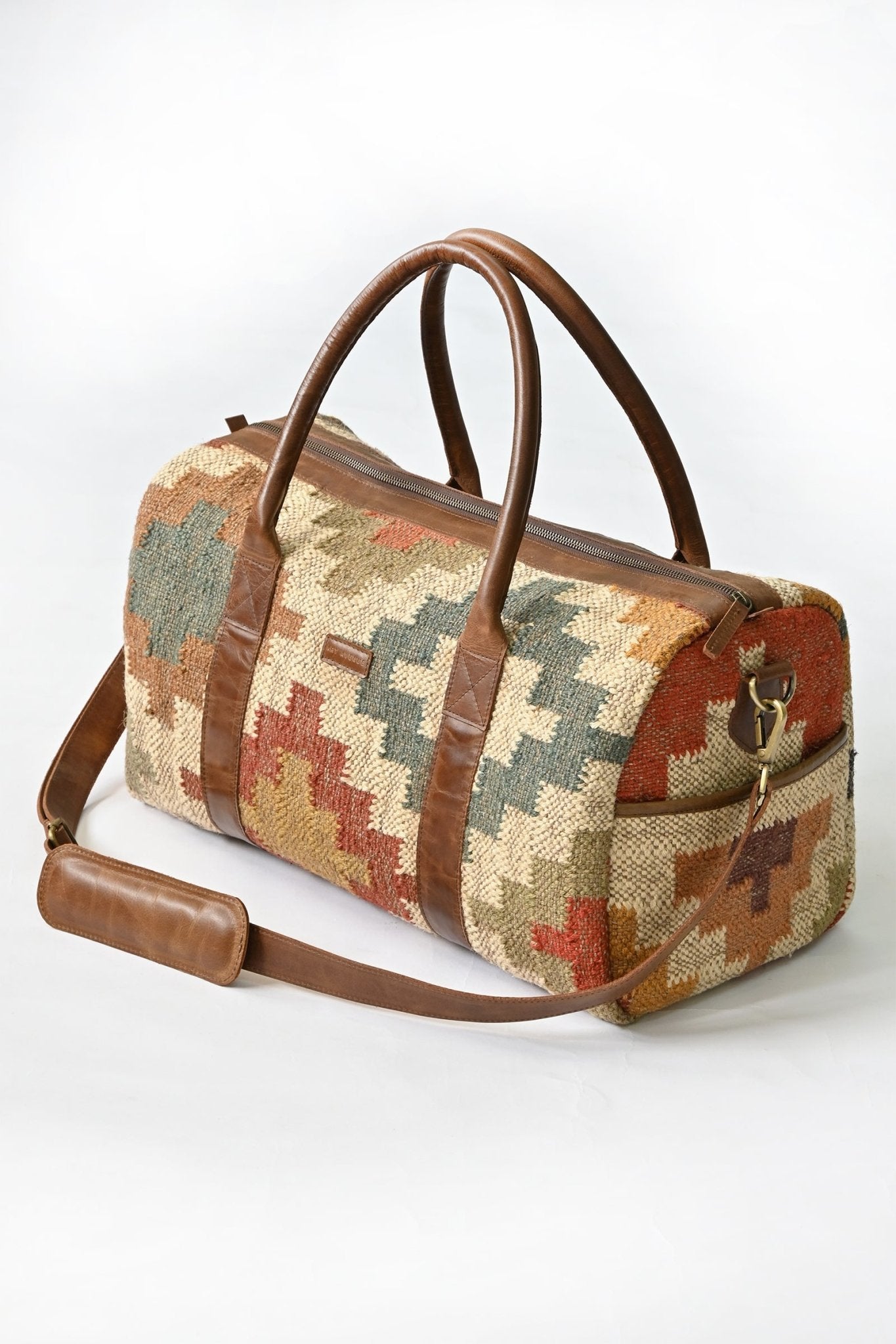 BEGONIA - KILIM DUFFLE BAG - ART AVENUE