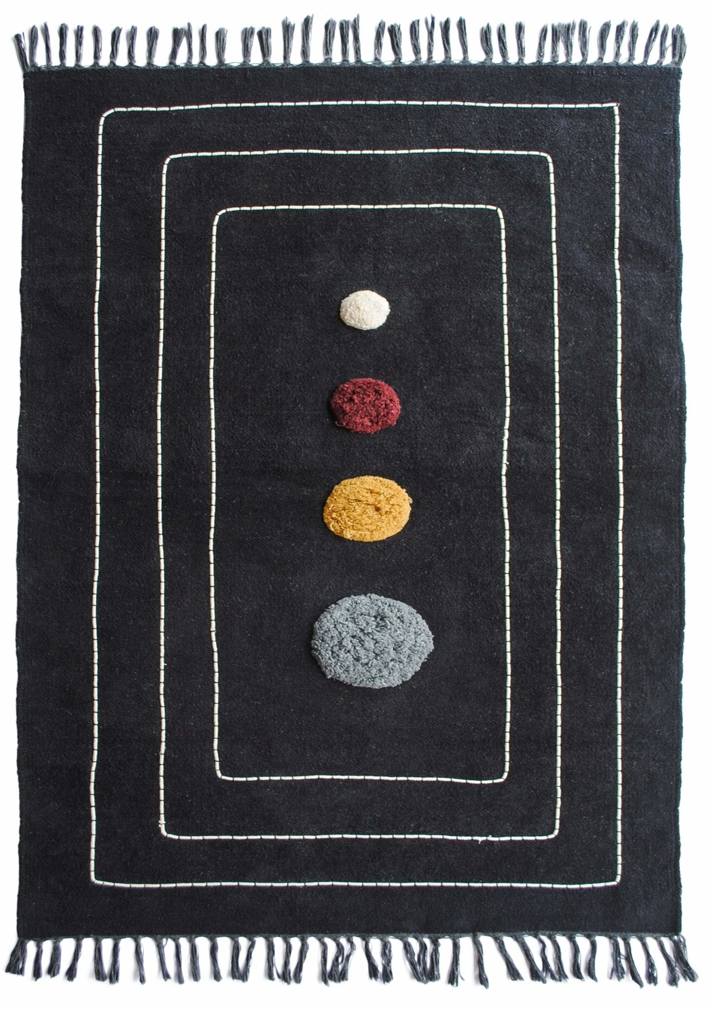 BLOOM- HANDWOVEN RUG - BLACK - ART AVENUE