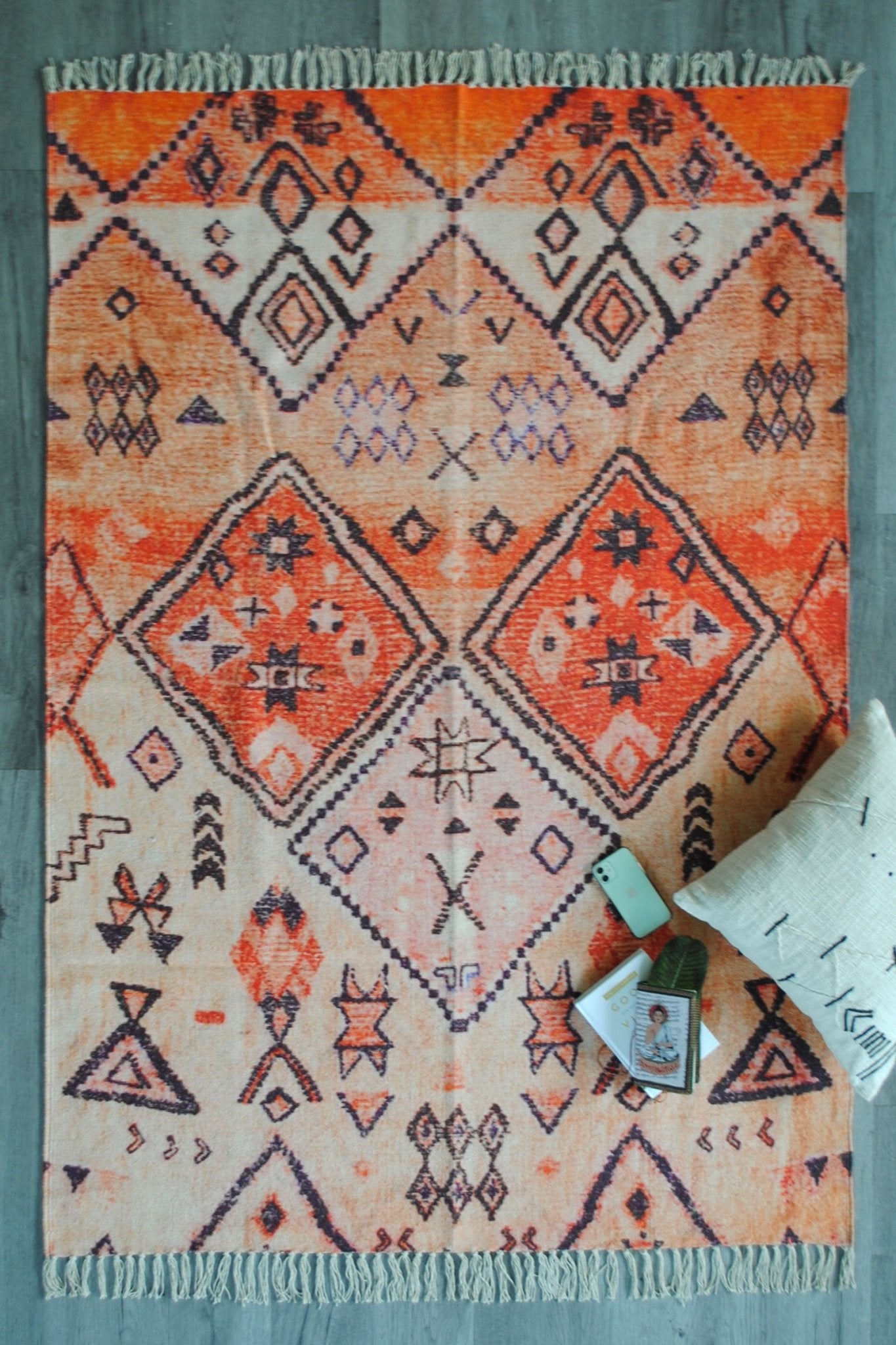 CASTENEA - PRINTED RUG - ART AVENUE