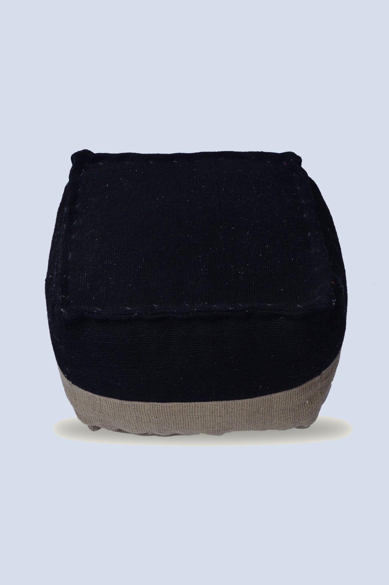 CENTER - CUBICAL POUF-BLACK - ART AVENUE