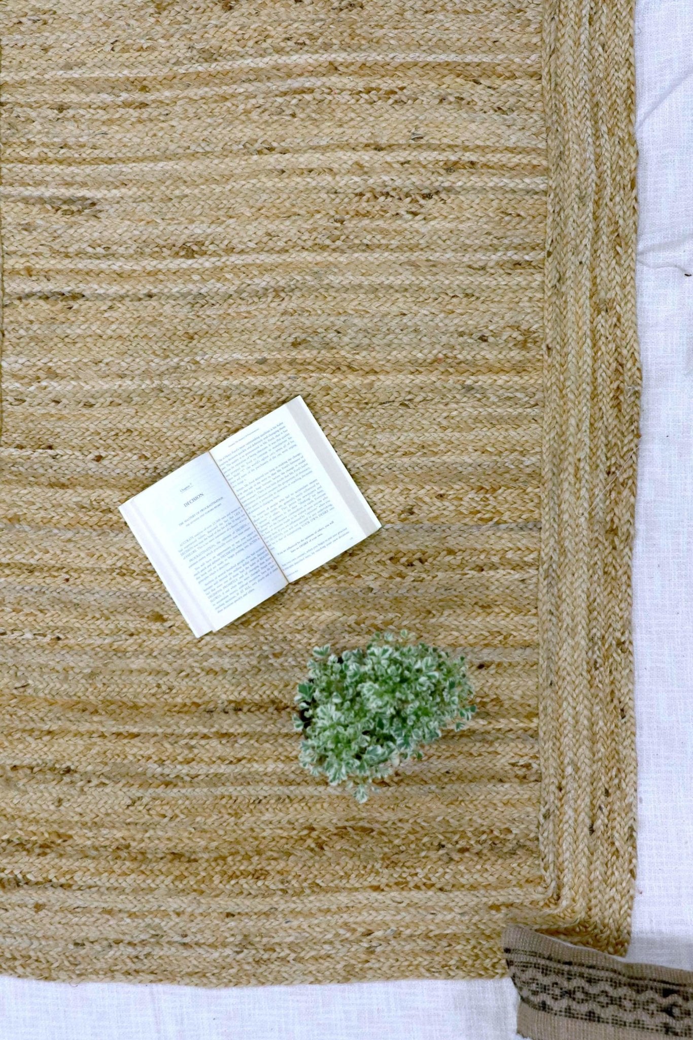 CREST-BRAIDED RUG - BROWN - ART AVENUE