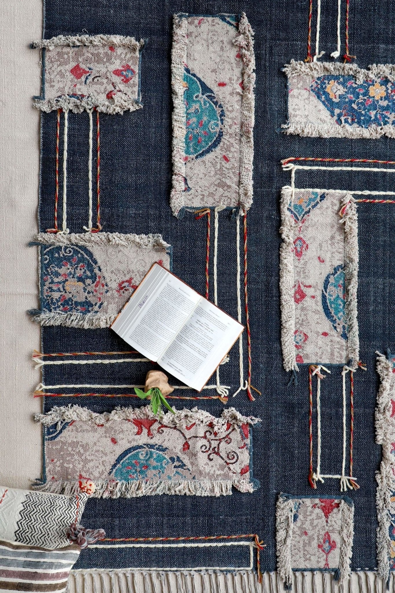 DEVSARA- HAND EMBROIDERED WITH PATCHWORK RUG - DARK BLUE - ART AVENUE