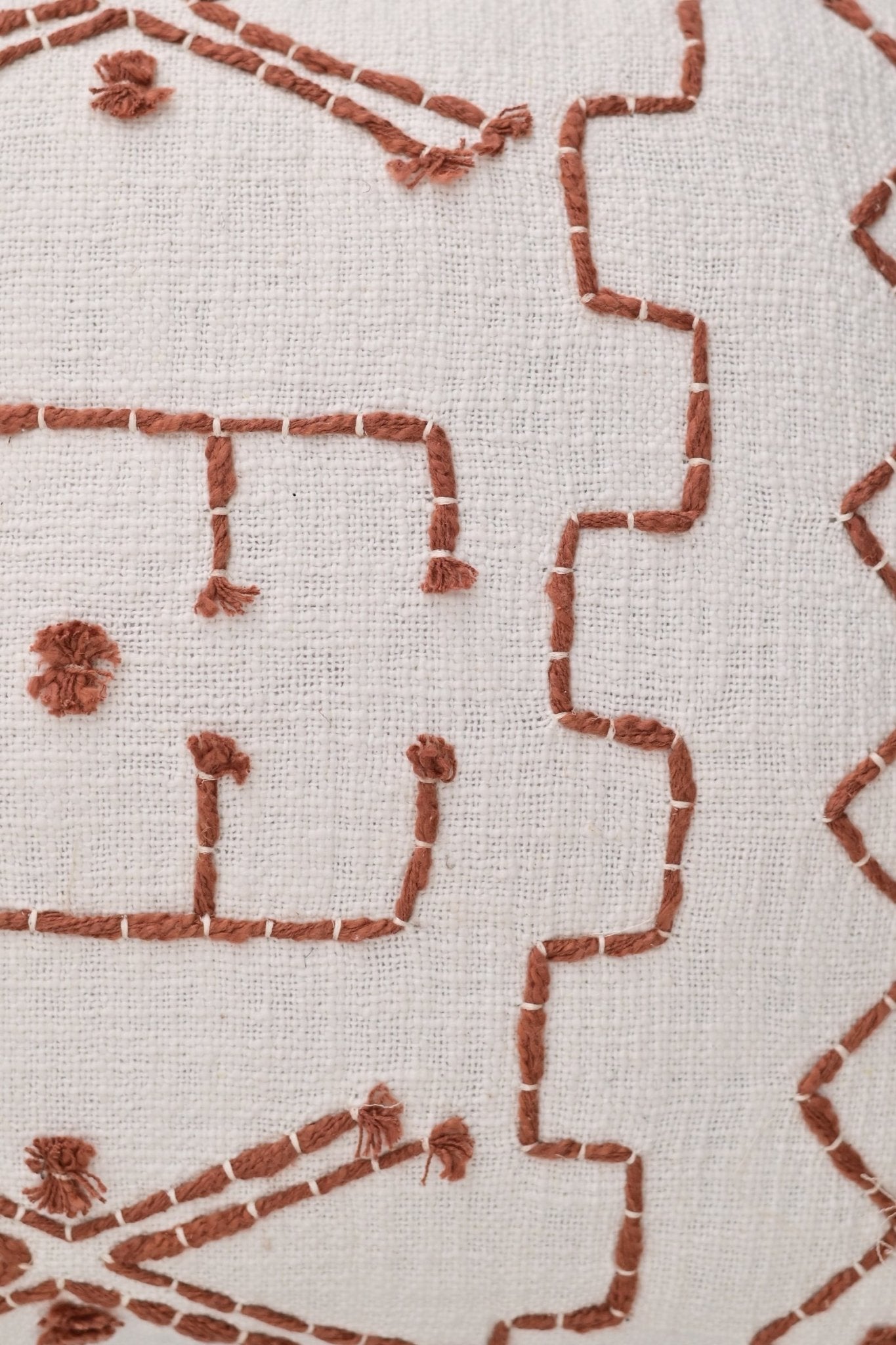 ELIMA- SQUARE CUSHION COVER -WHITE - ART AVENUE