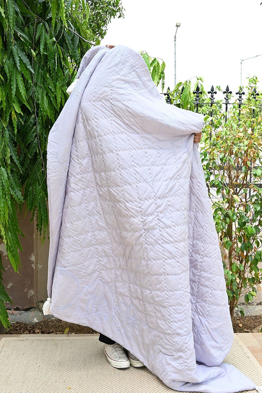 EVERETT QUILT/RAZAI SET WITH PILLOW COVERS - ART AVENUE