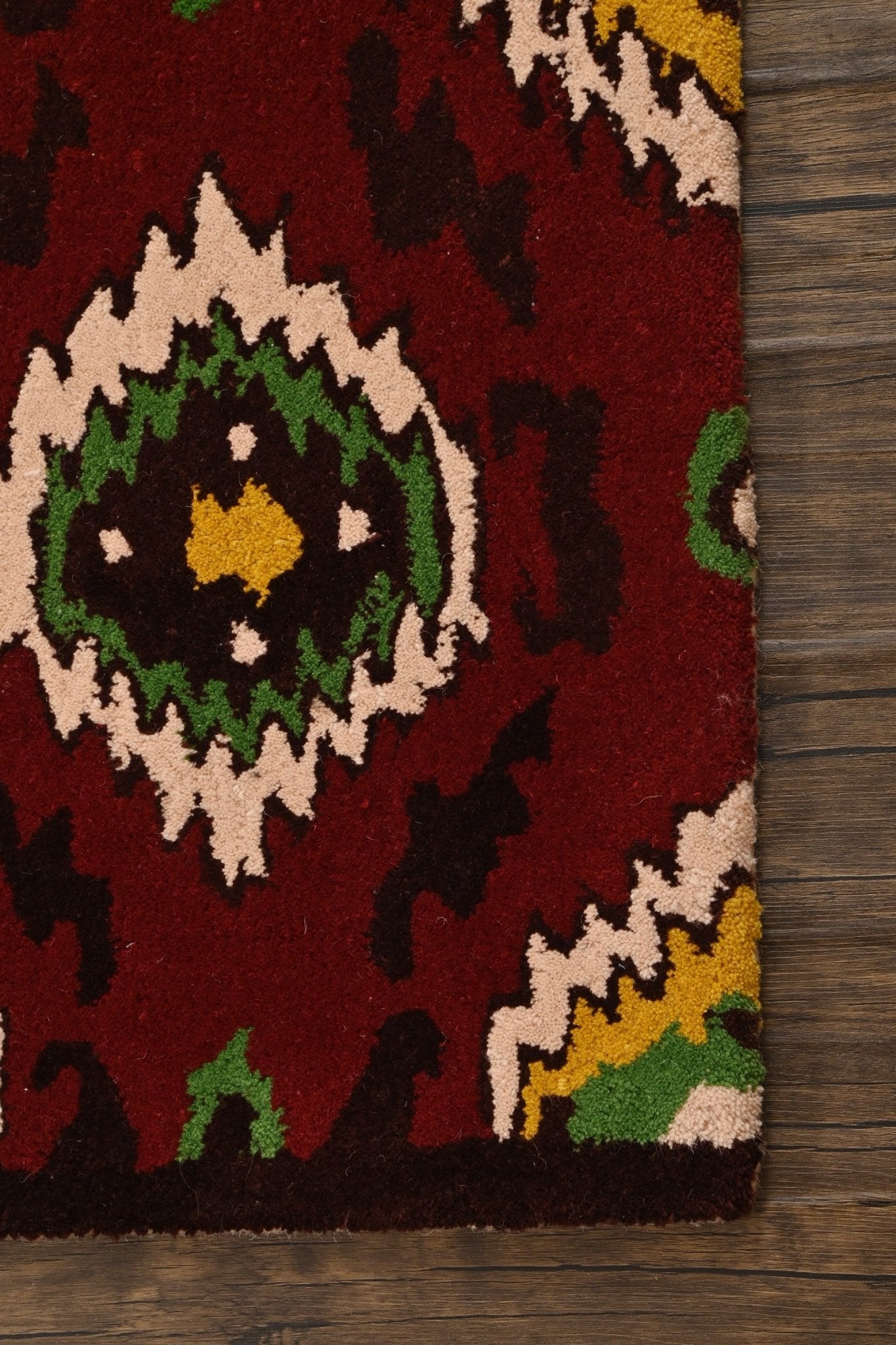 GRAFFITI HANDTUFTED WOOL CARPET - ART AVENUE