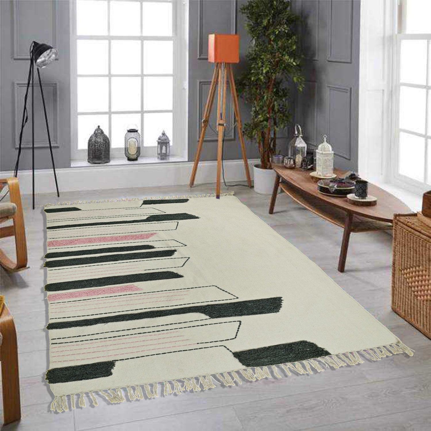 GULMOHAR HAND EMBROIDERED COTTON RUG - ART AVENUE