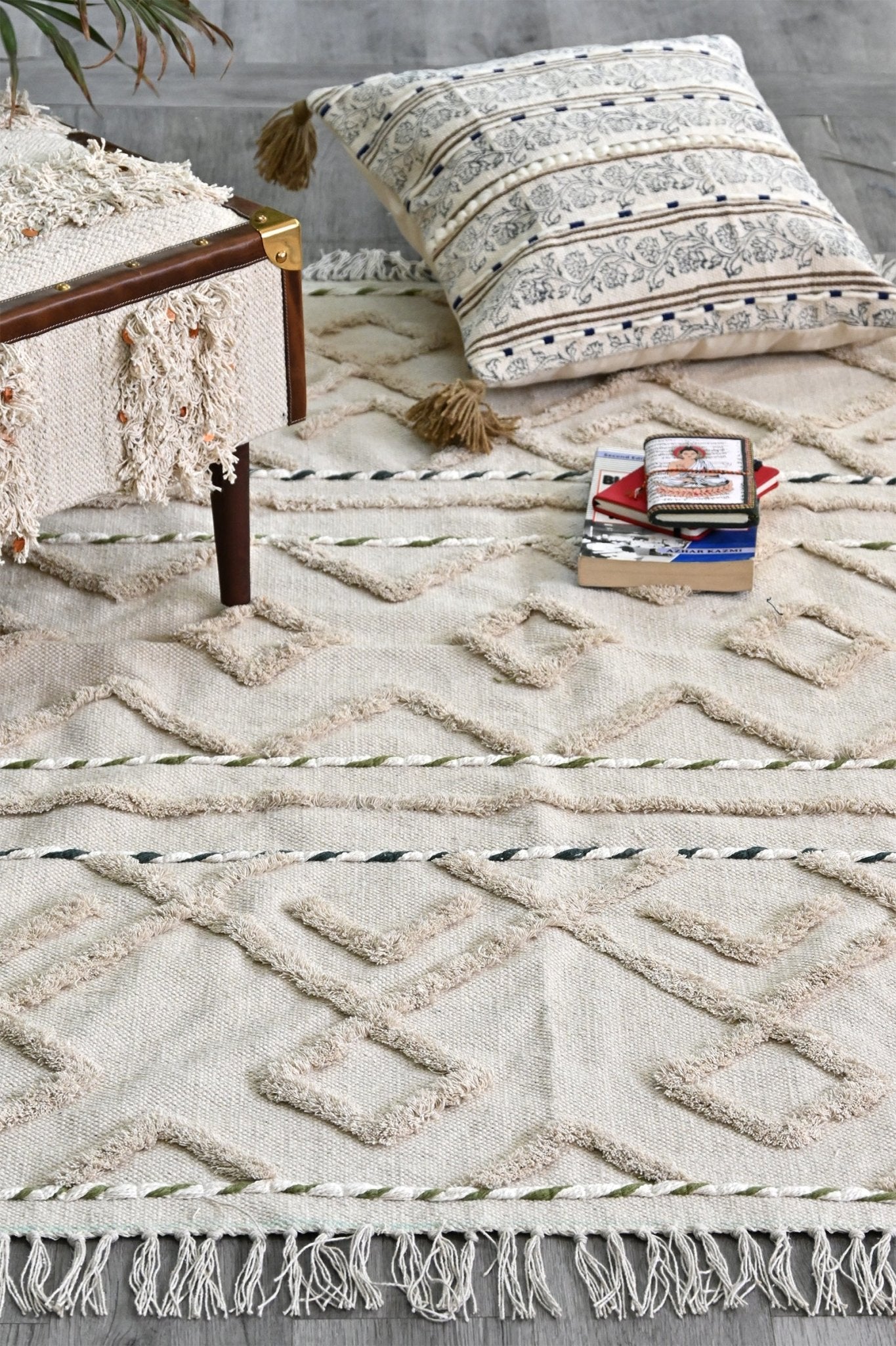 KANSAS - HAND EMBROIDERED RUG - ART AVENUE