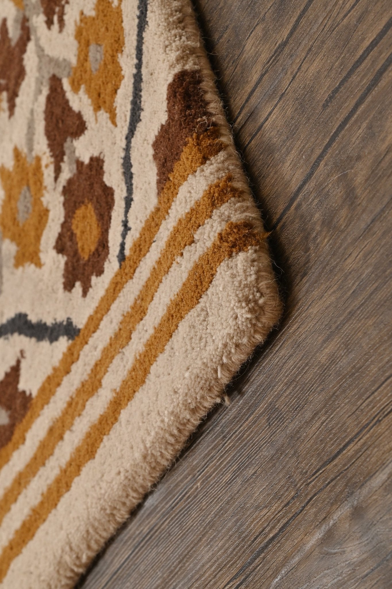 KENZO HANDTUFTED WOOL CARPET - ART AVENUE