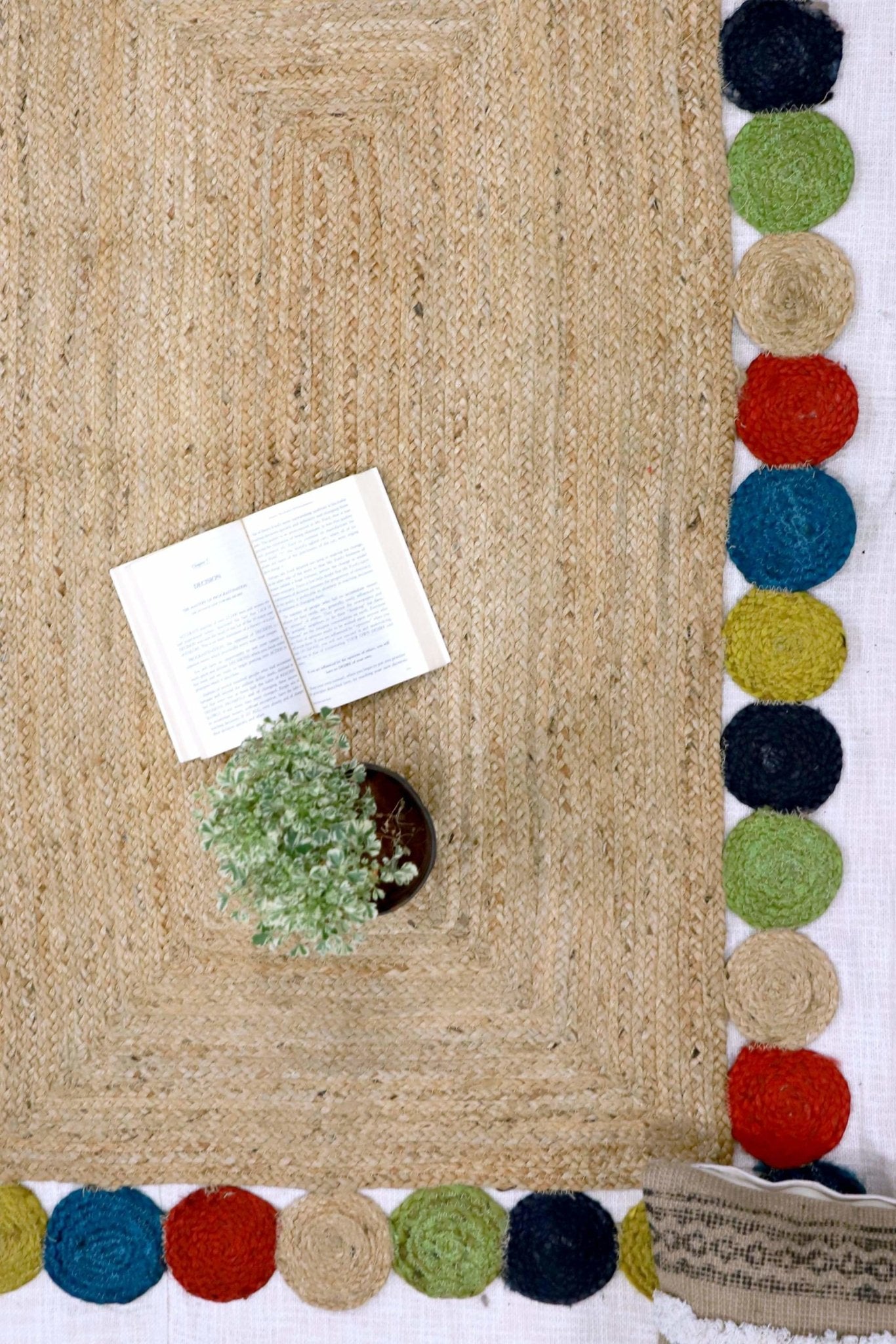 LIBRA - BRAIDED RUG - BROWN - ART AVENUE