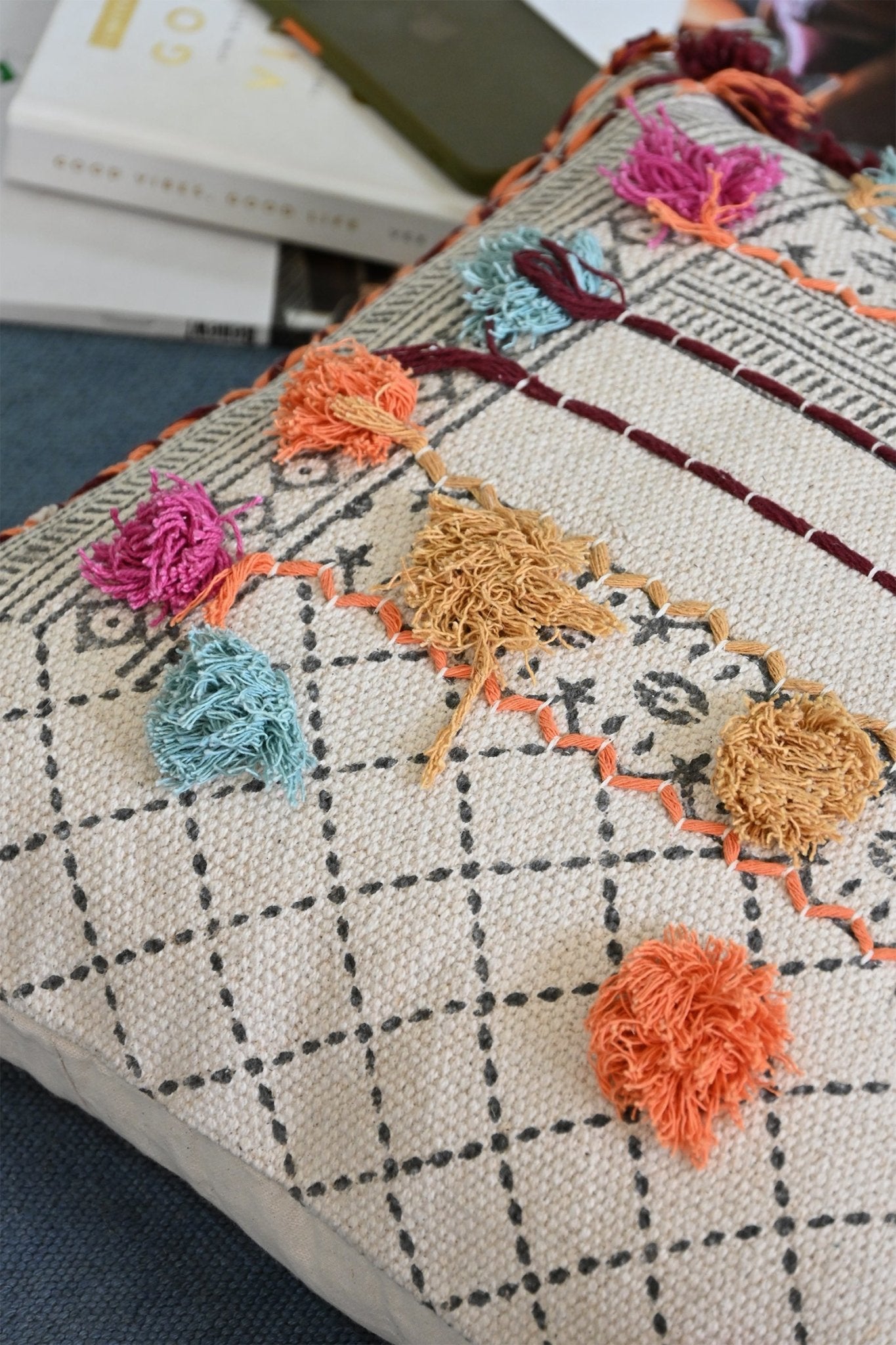 MAGNOM - SQUARE CUSHION COVER - ART AVENUE