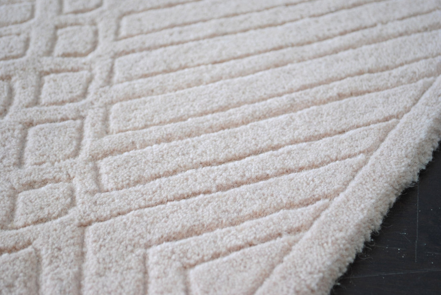 MARCELA HANDTUFTED WOOL CARPET - ART AVENUE