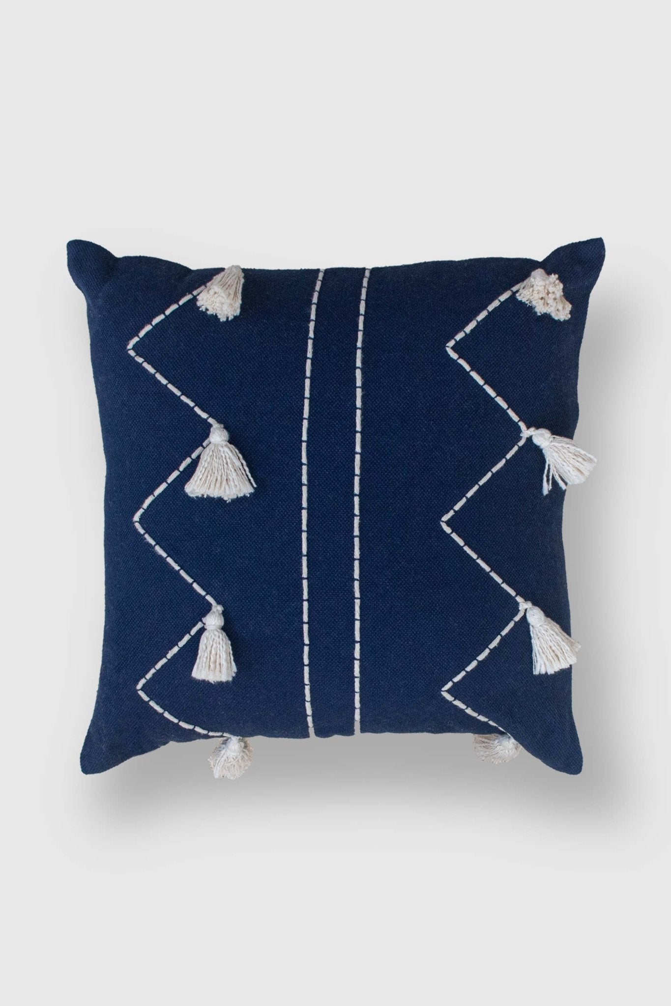 OGA - SQUARE CUSHION COVER - ART AVENUE