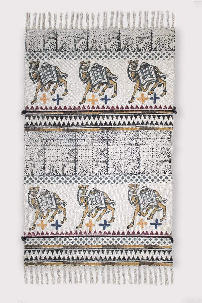 OLD DESSERT - HAND EMBROIDERED RUG - ART AVENUE