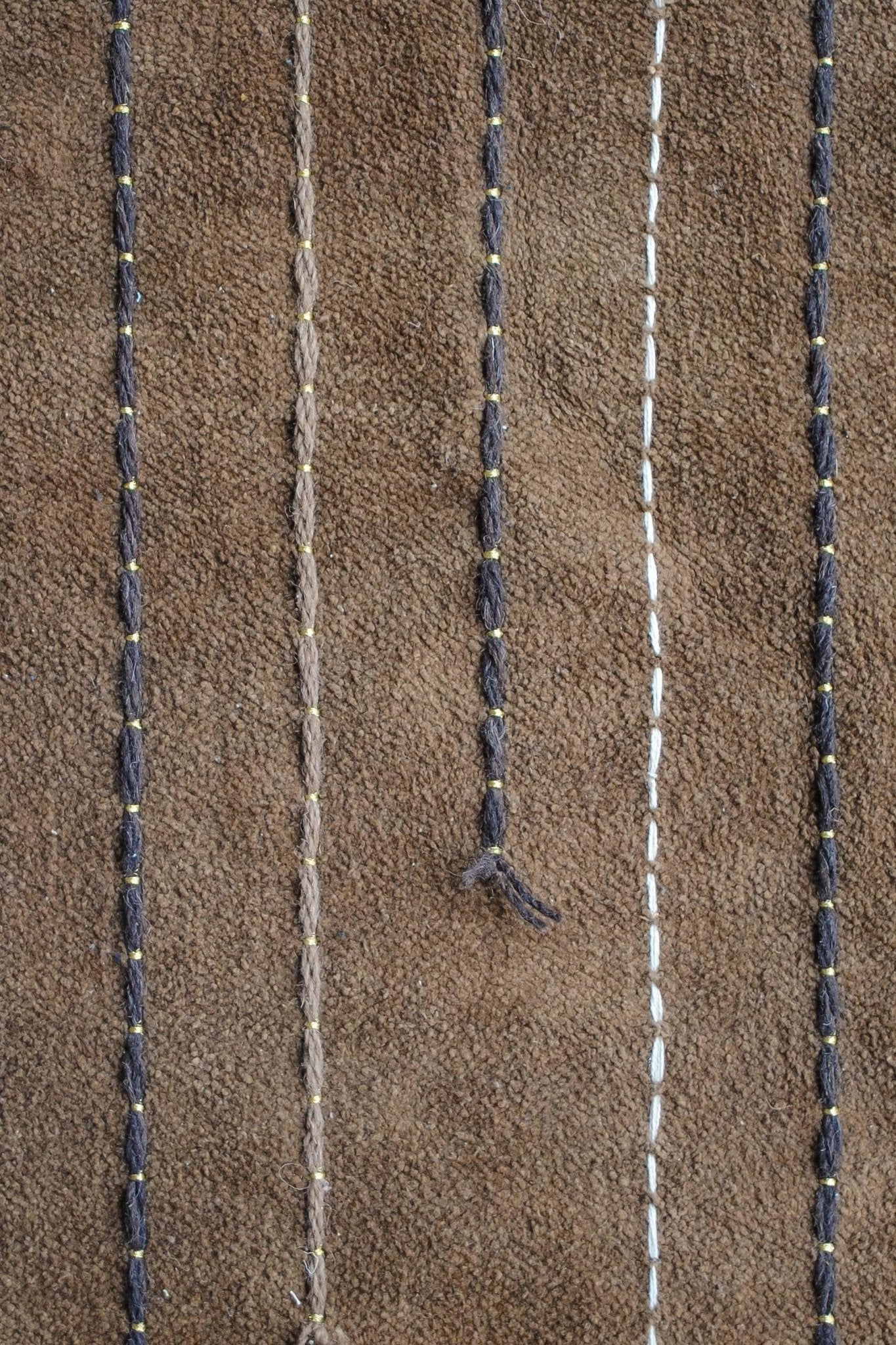 ORLANDO - OVERDYED HAND EMBROIDERED RUG - BROWN - ART AVENUE