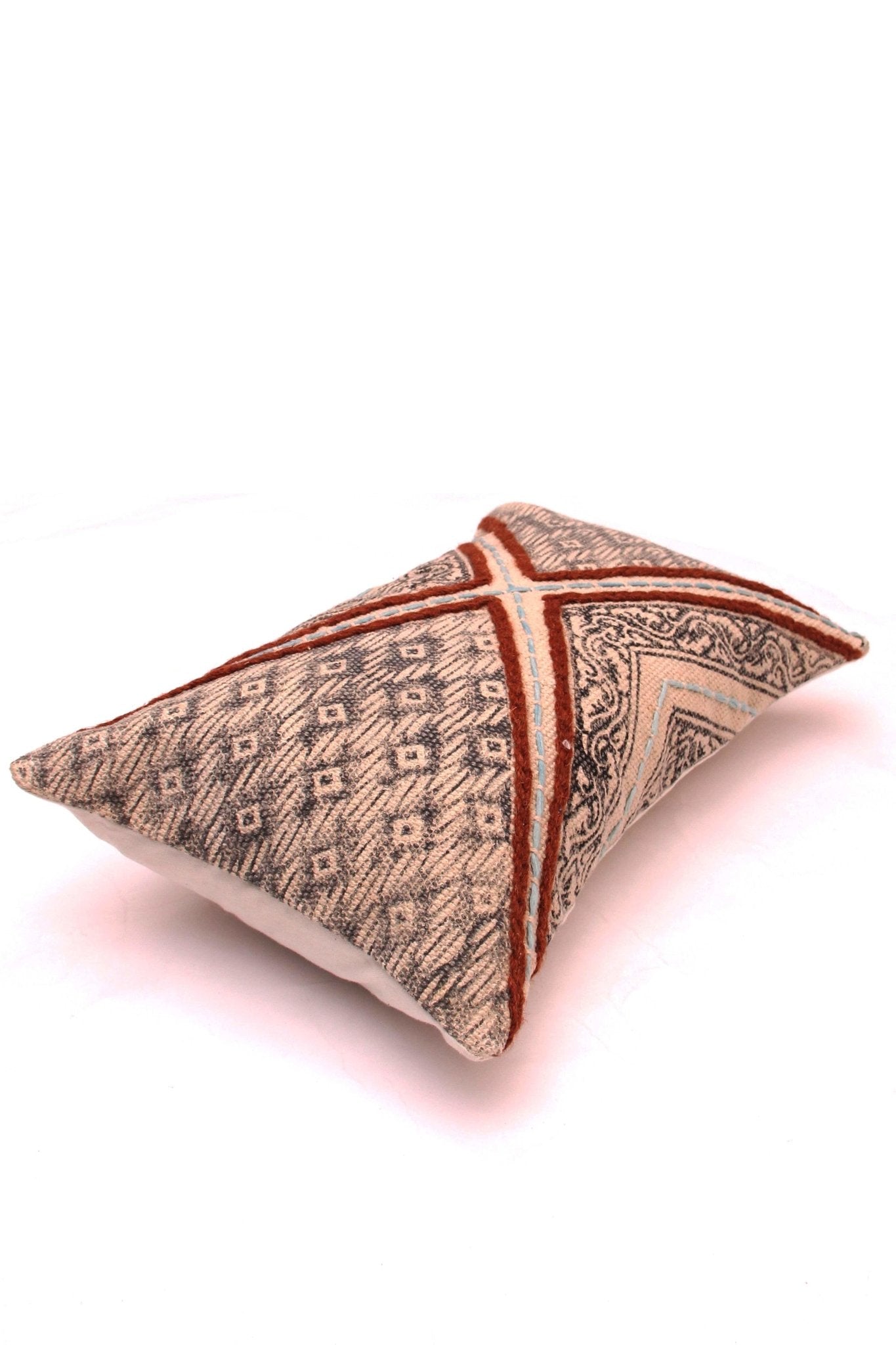 RUI - LUMBAR CUSHION COVER - BLACK - ART AVENUE