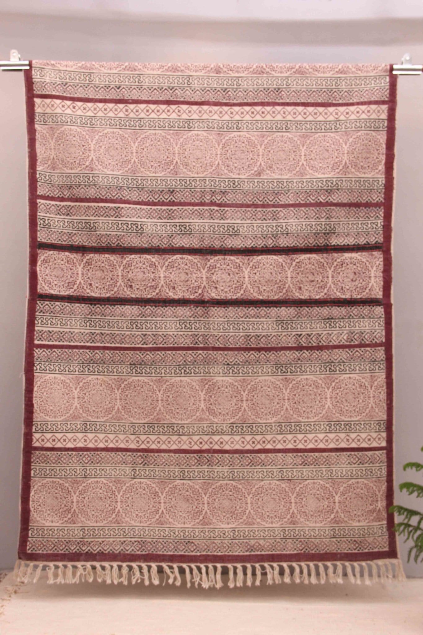 SCRIBE- BLOCK PRINTED RUG- MAROON - ART AVENUE