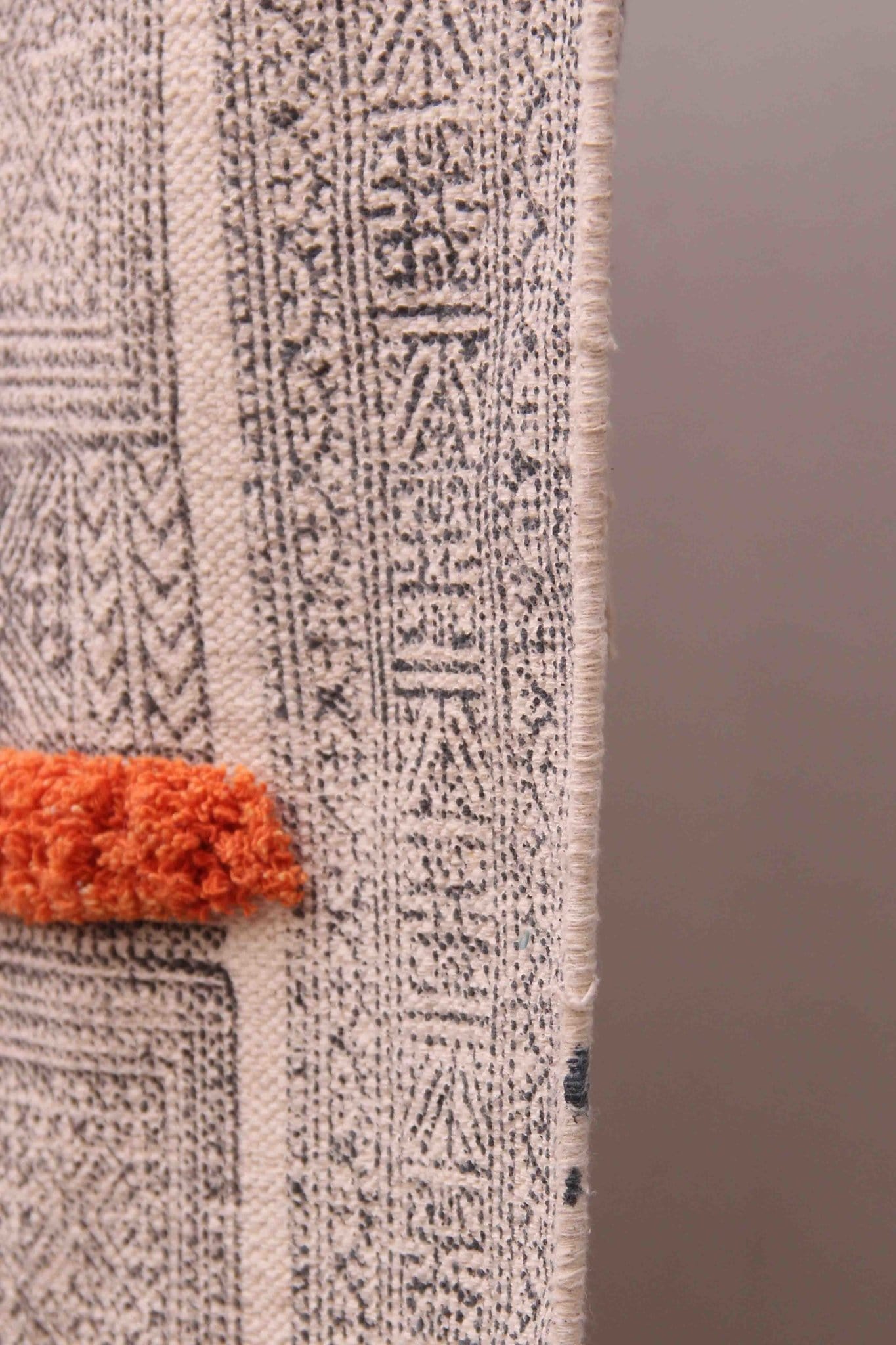 SECTOR RECTANGULAR RUGS DARK GREY - ART AVENUE