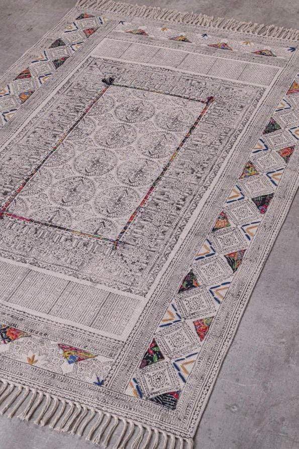 SEEMLY RECTANGULAR RUGS BLACK - ART AVENUE