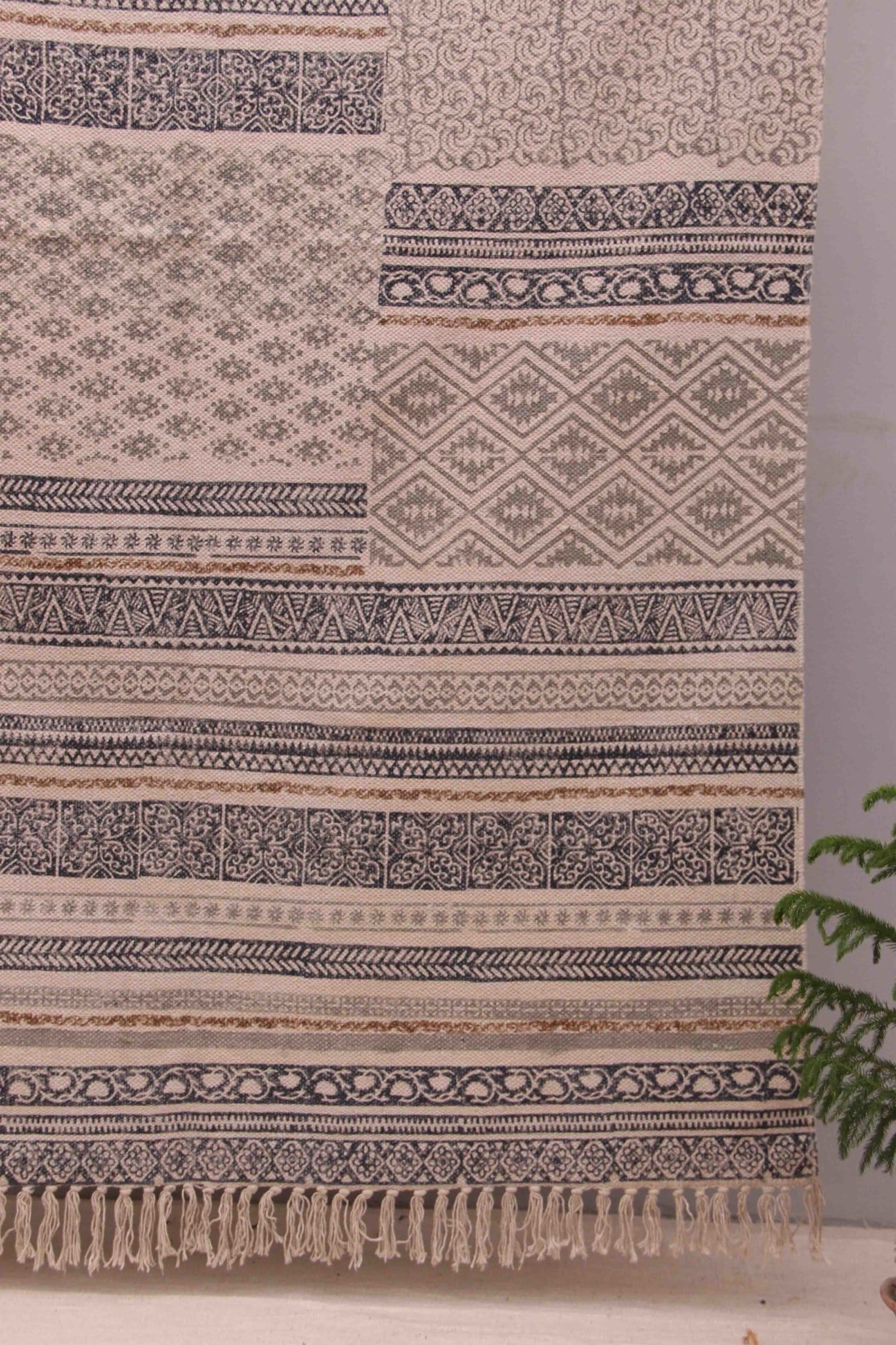 SENIOR RECTANGULAR RUG GREY - ART AVENUE