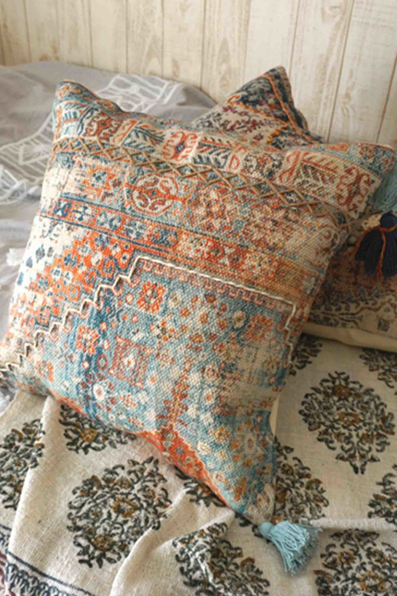 SUBWAY-SQUARE-CUSHION-COVER - MULTICOLOUR - ART AVENUE