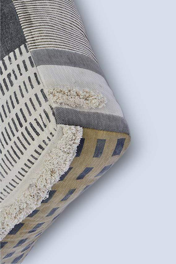 TOFFEE - CUBICAL POUF-GREY - ART AVENUE