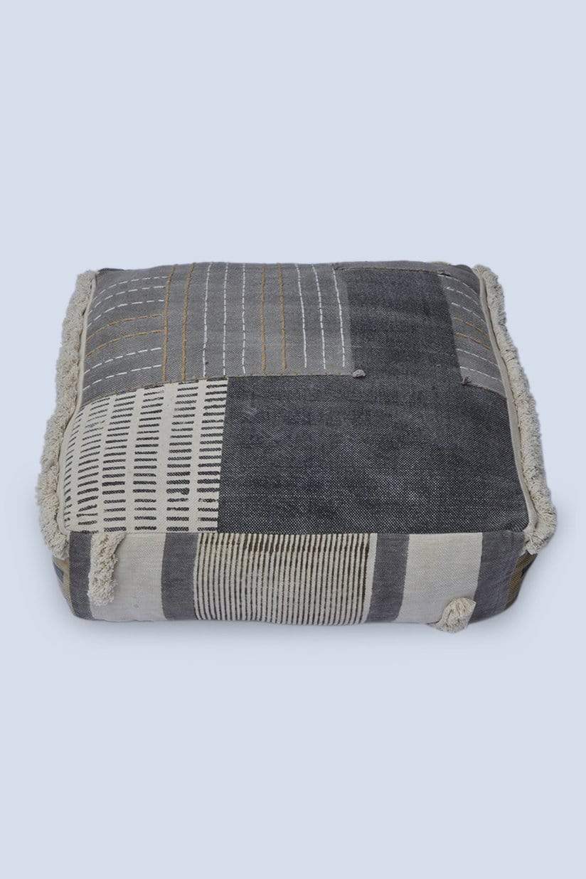 TOFFEE - CUBICAL POUF-GREY - ART AVENUE