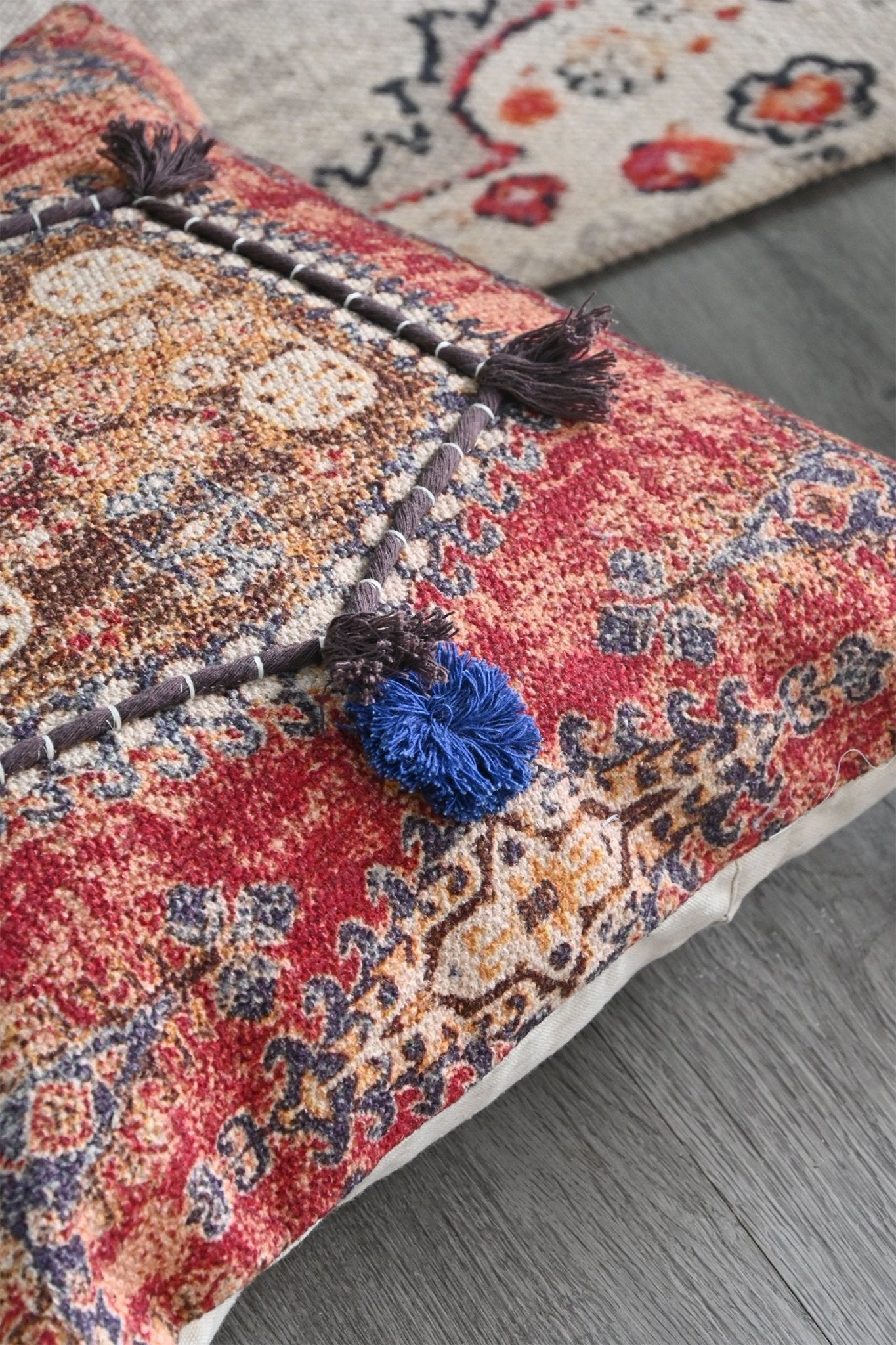 TOKAI - SQUARE CUSHION COVER - ART AVENUE