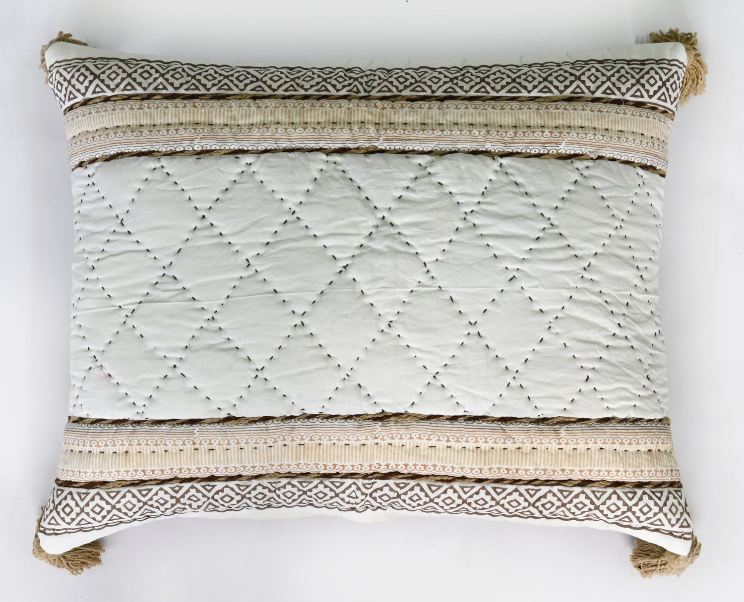 VENEZIA QUILT/RAZAI SET WITH PILLOW COVERS - ART AVENUE