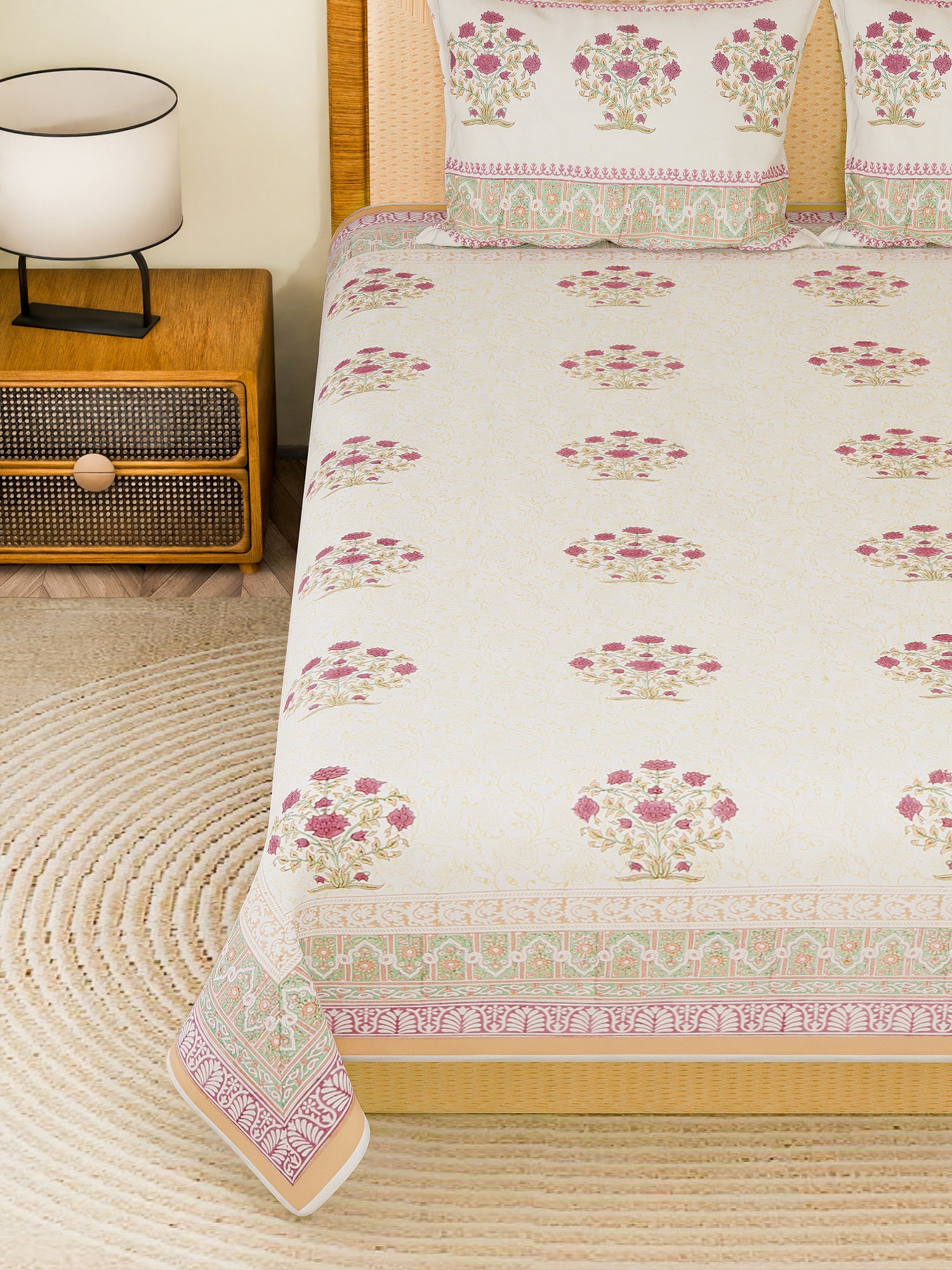 QUILORA COTTON PRINTED DOUBLE BEDSHEET WITH PILLOW