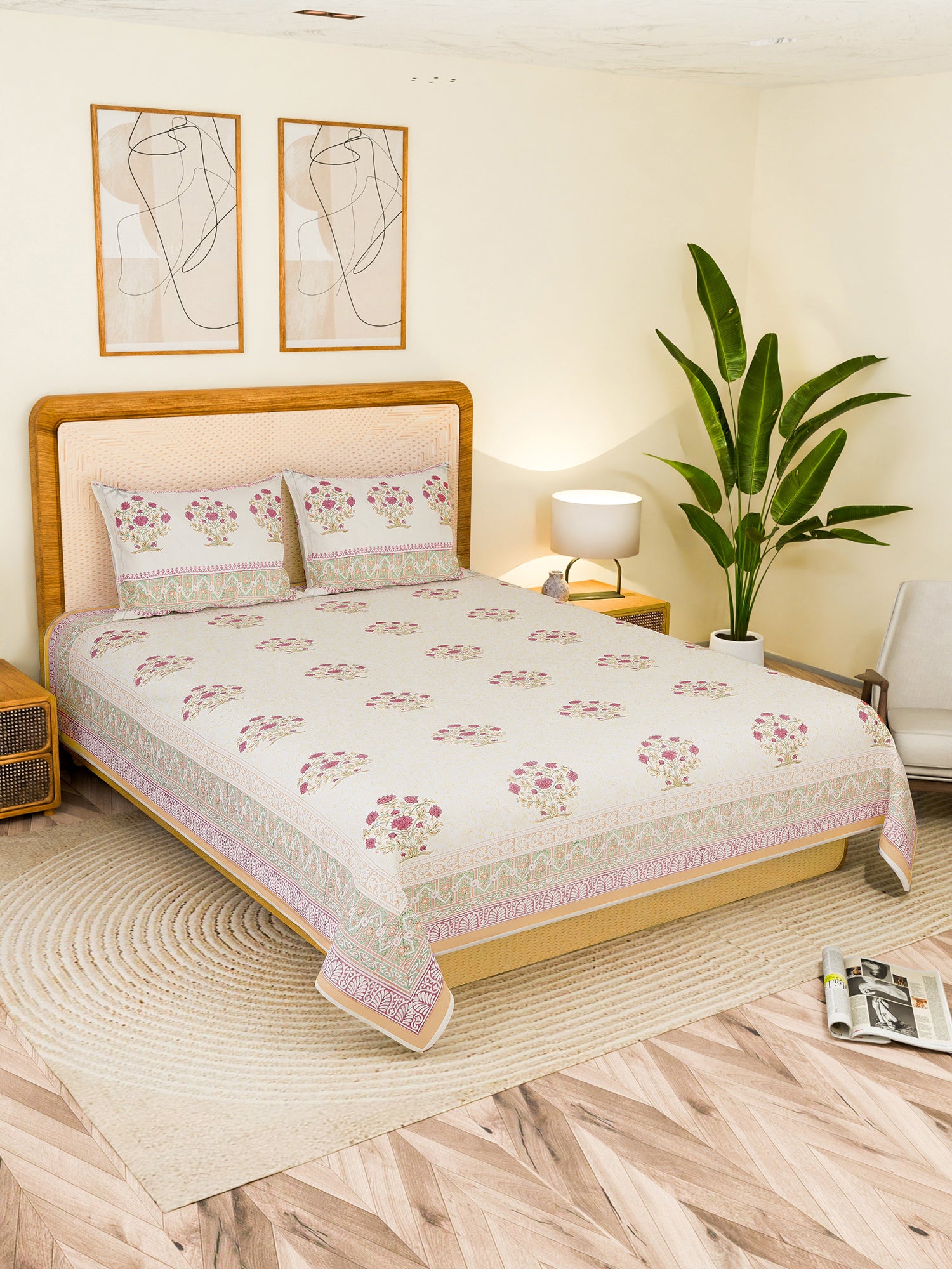 QUILORA COTTON PRINTED DOUBLE BEDSHEET WITH PILLOW