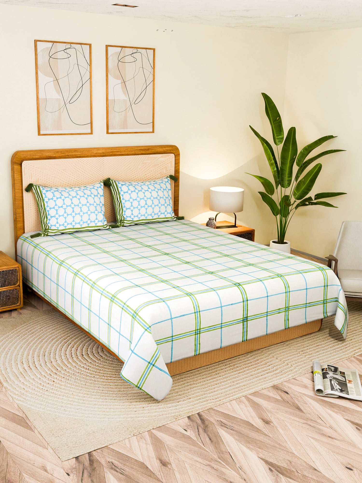 SNOOVIA COTTON PRINTED DOUBLE BEDSHEET WITH PILLOW