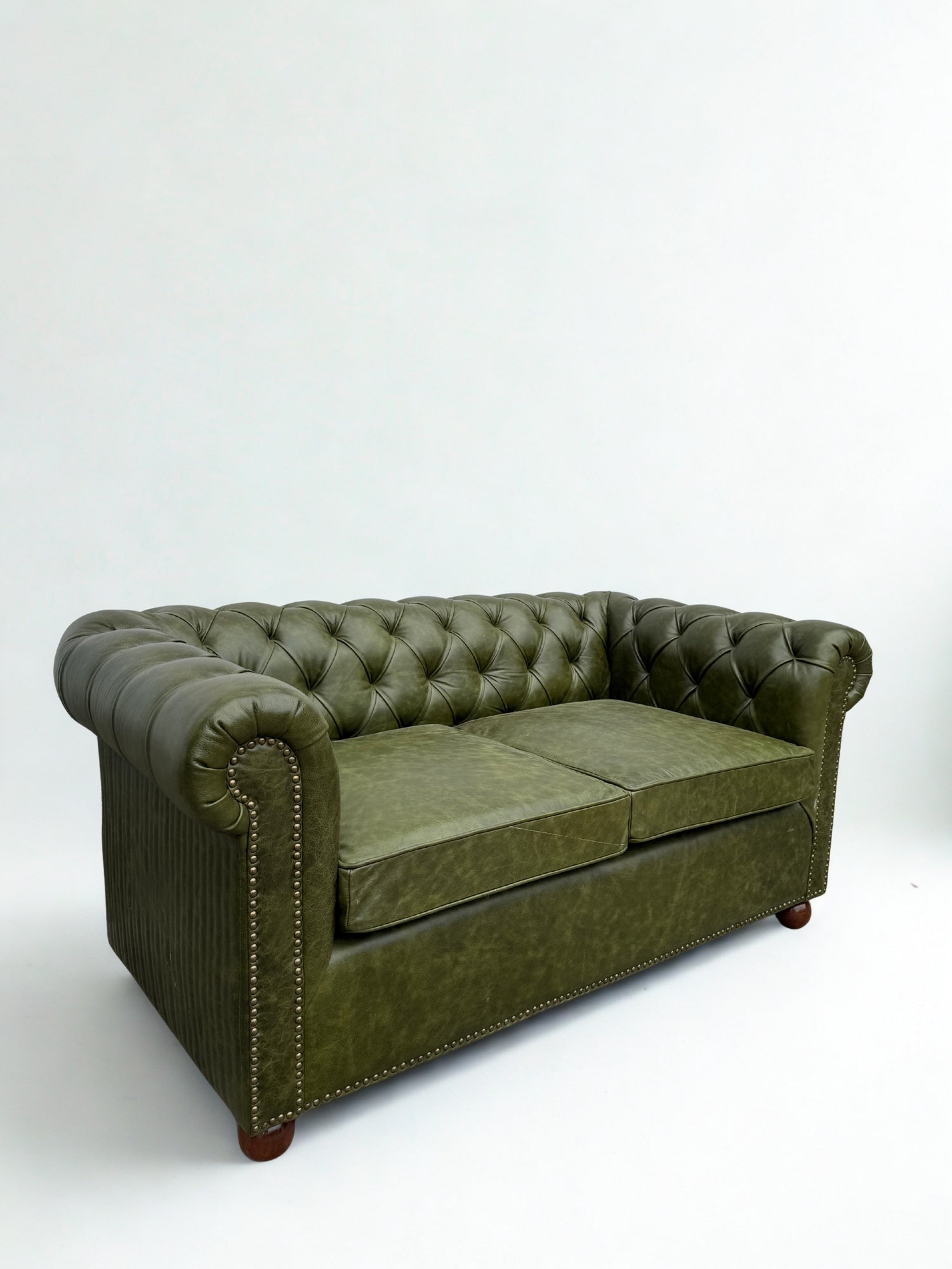 ELEANOR LEATHER CHESTERFIELD SOFA