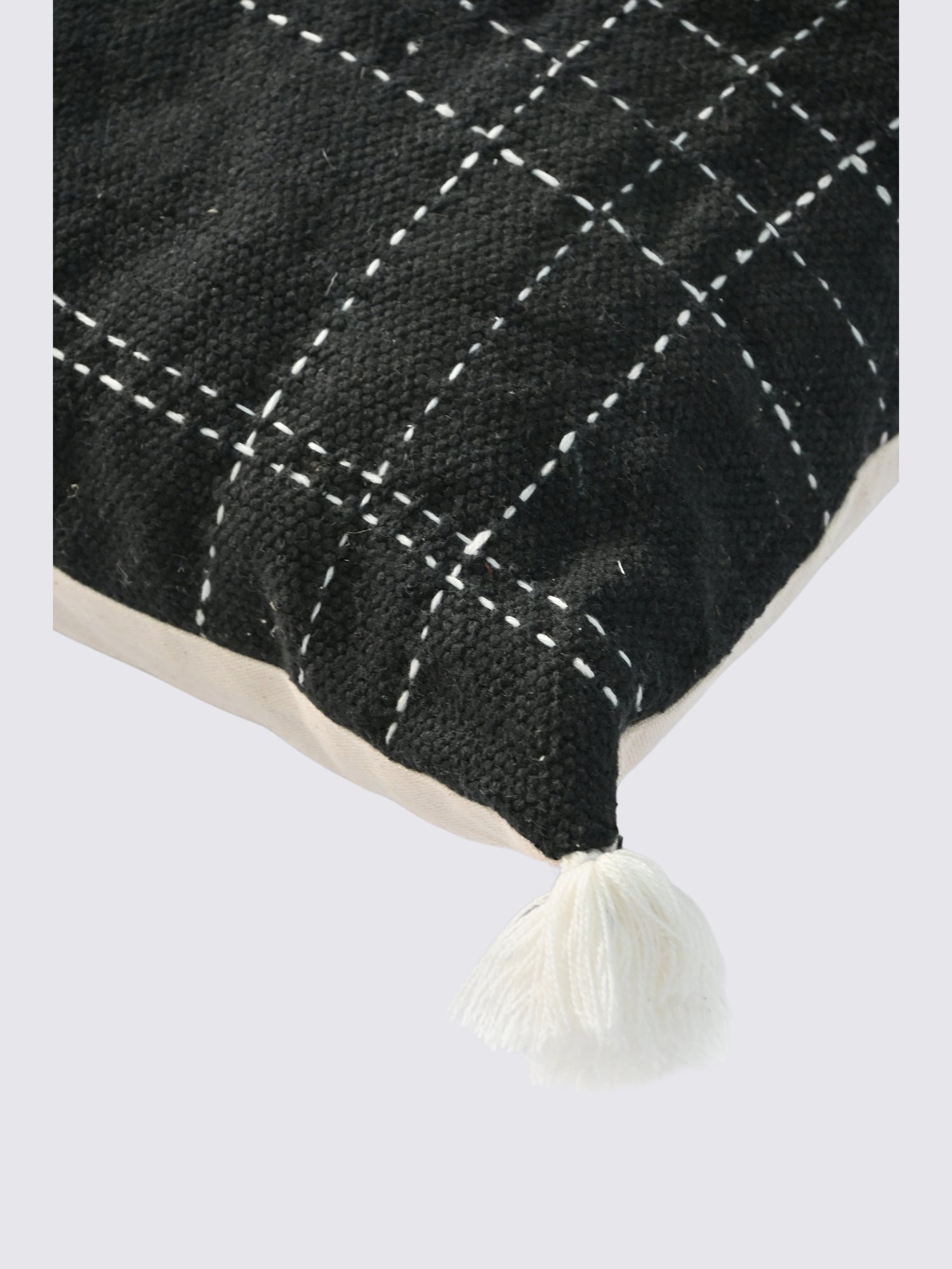 Noirloom - SQUARE CUSHION COVER