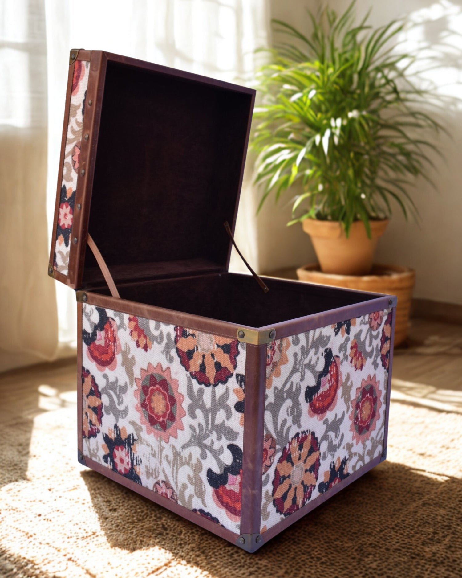 PILOT TRUNK -  PRINTED FABRIC WITH LEATHER