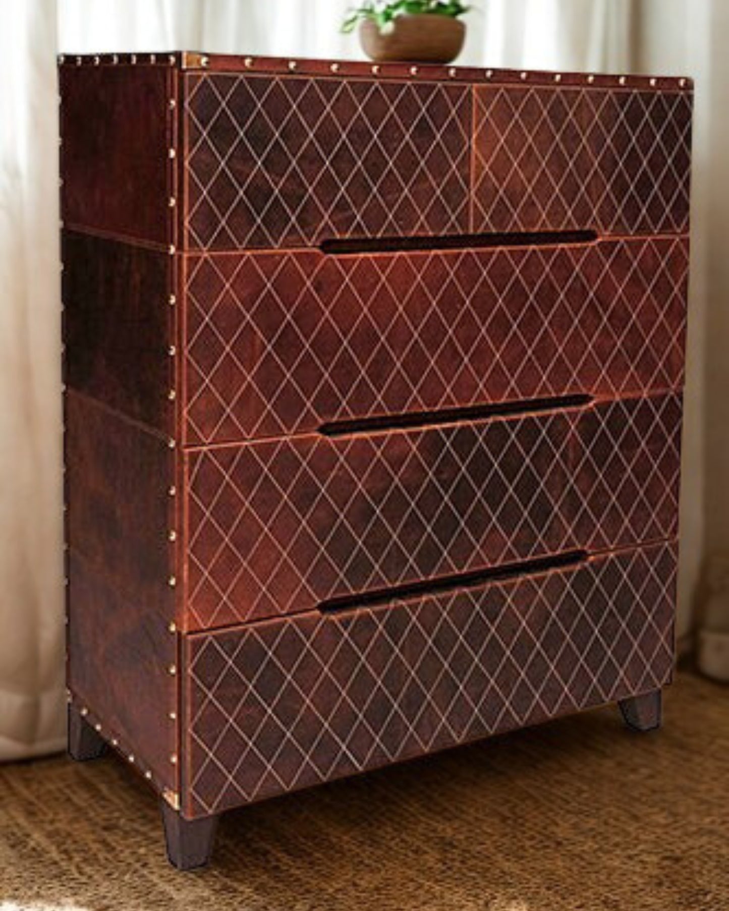 DYNASTY CHEST OF DRAWERS - LEATHER