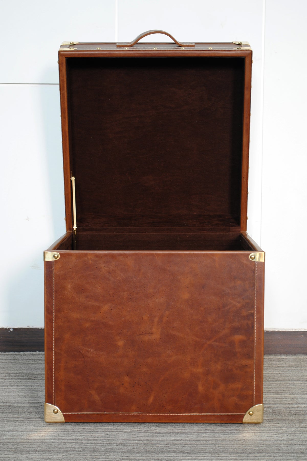 Cordoba Leather Cube Trunk open from the front, suede-lined well and lid