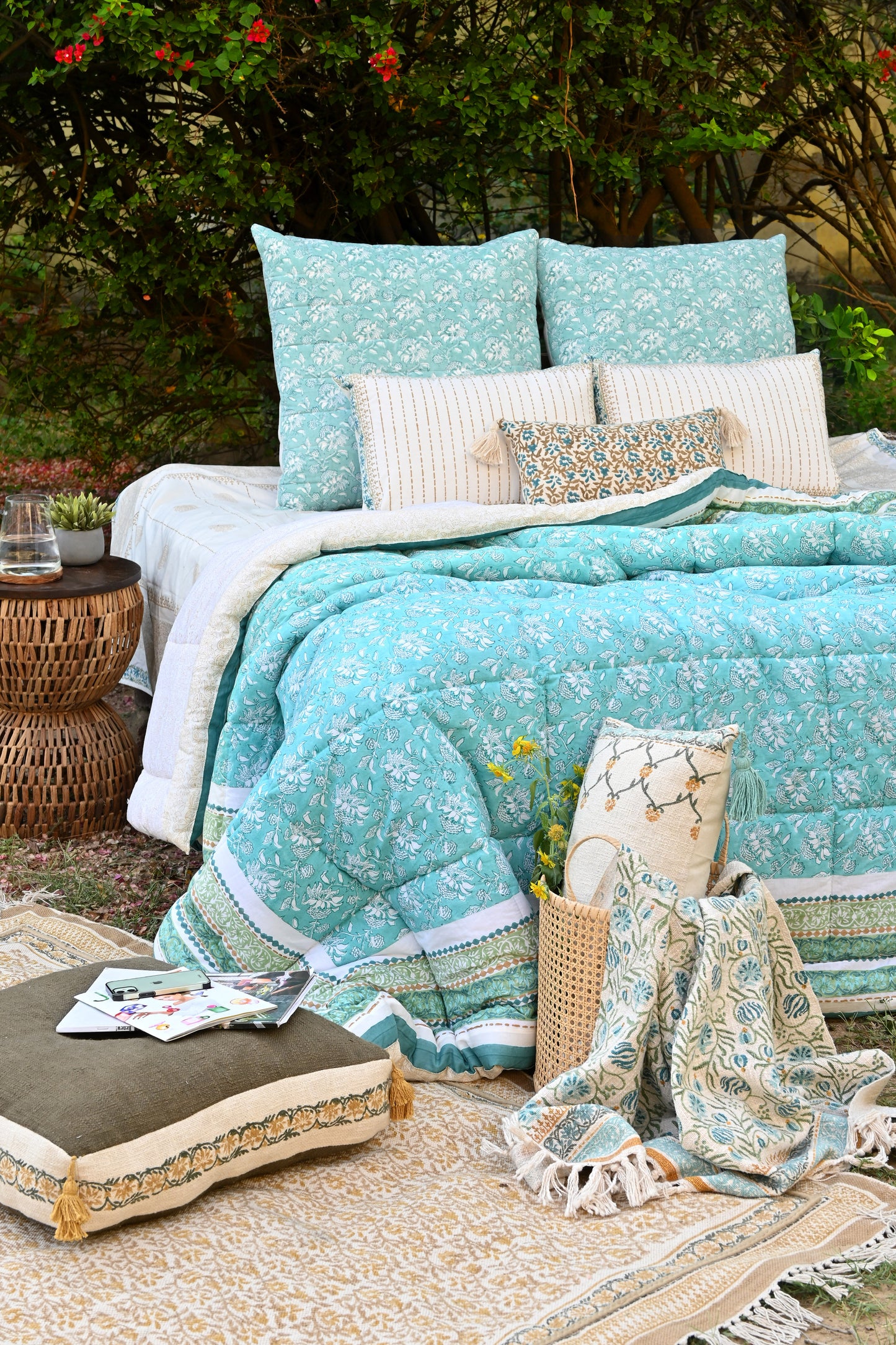 Tulairis - SQUARE CUSHION COVER