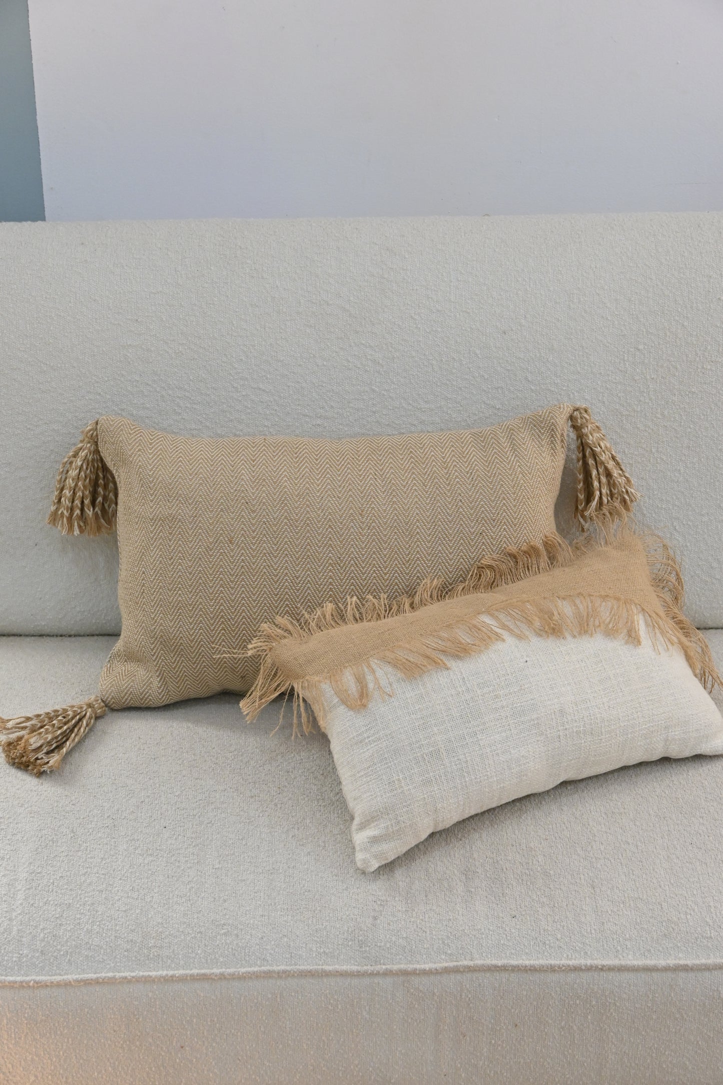 Aira -  LUMABR CUSHION COVER