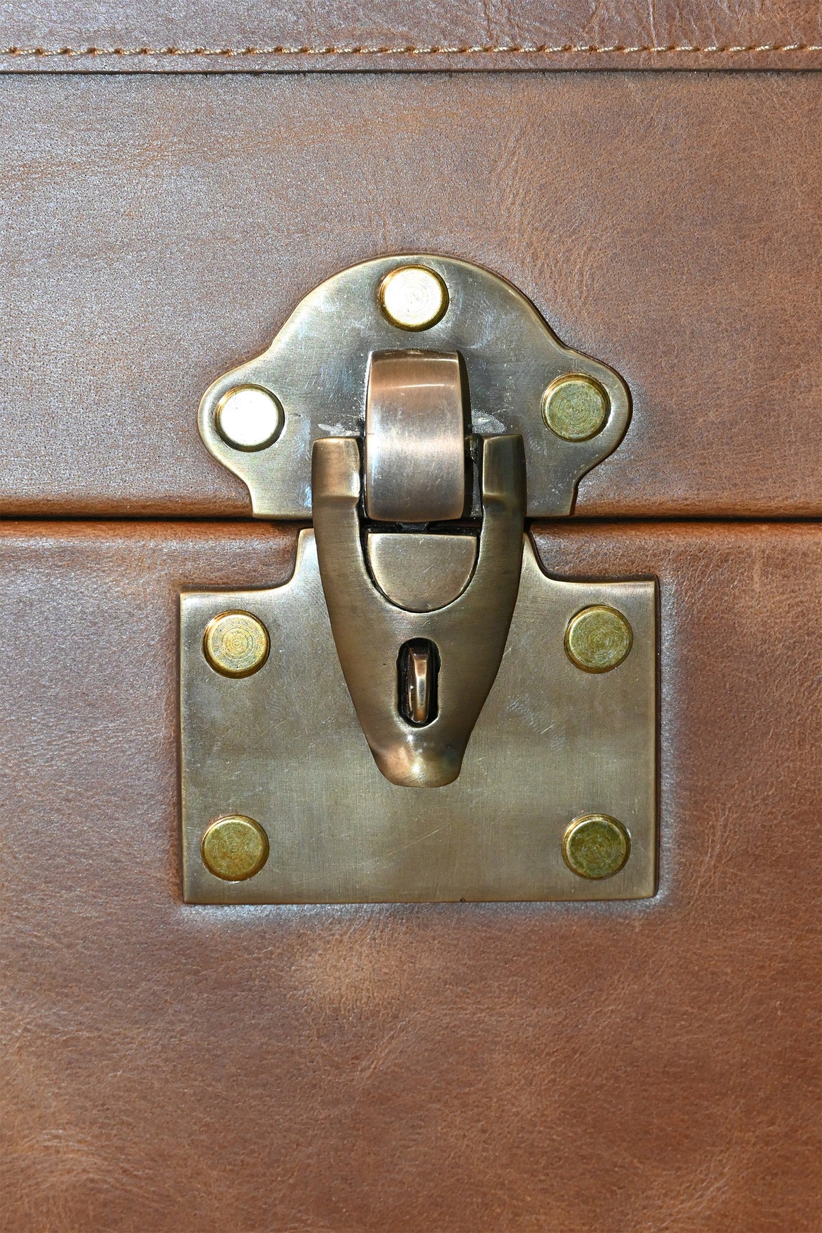 Morbagh leather trunk side table by Art Avenue, made to order — image 13 of 14