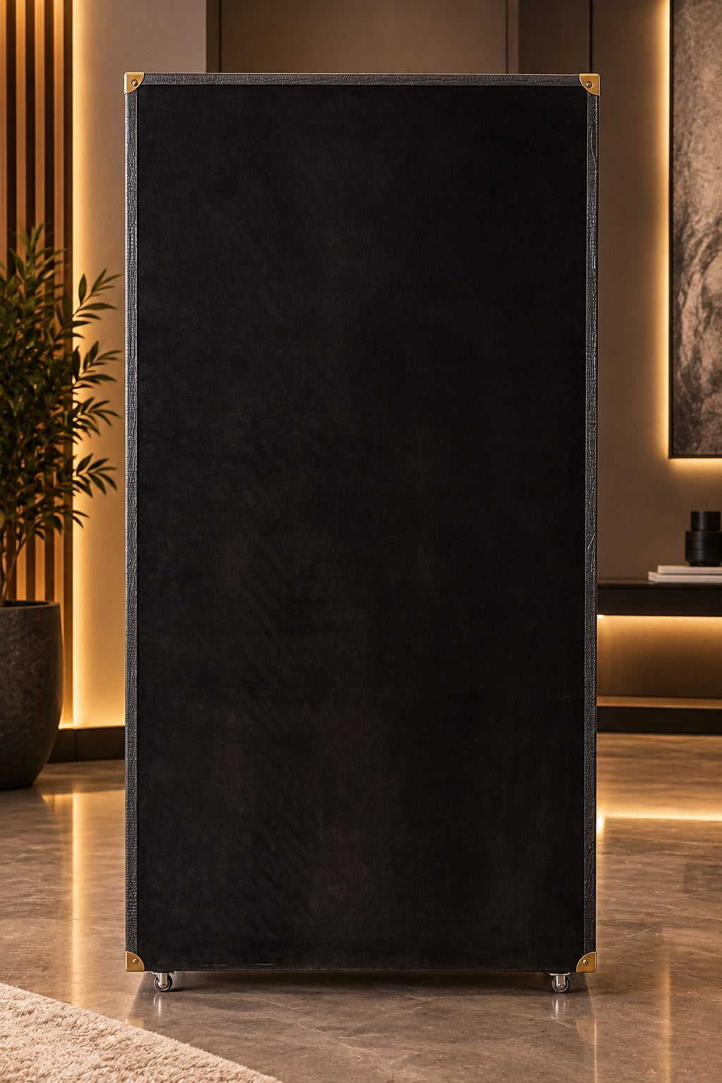 Nahargarh Leather Bar Cabinet
