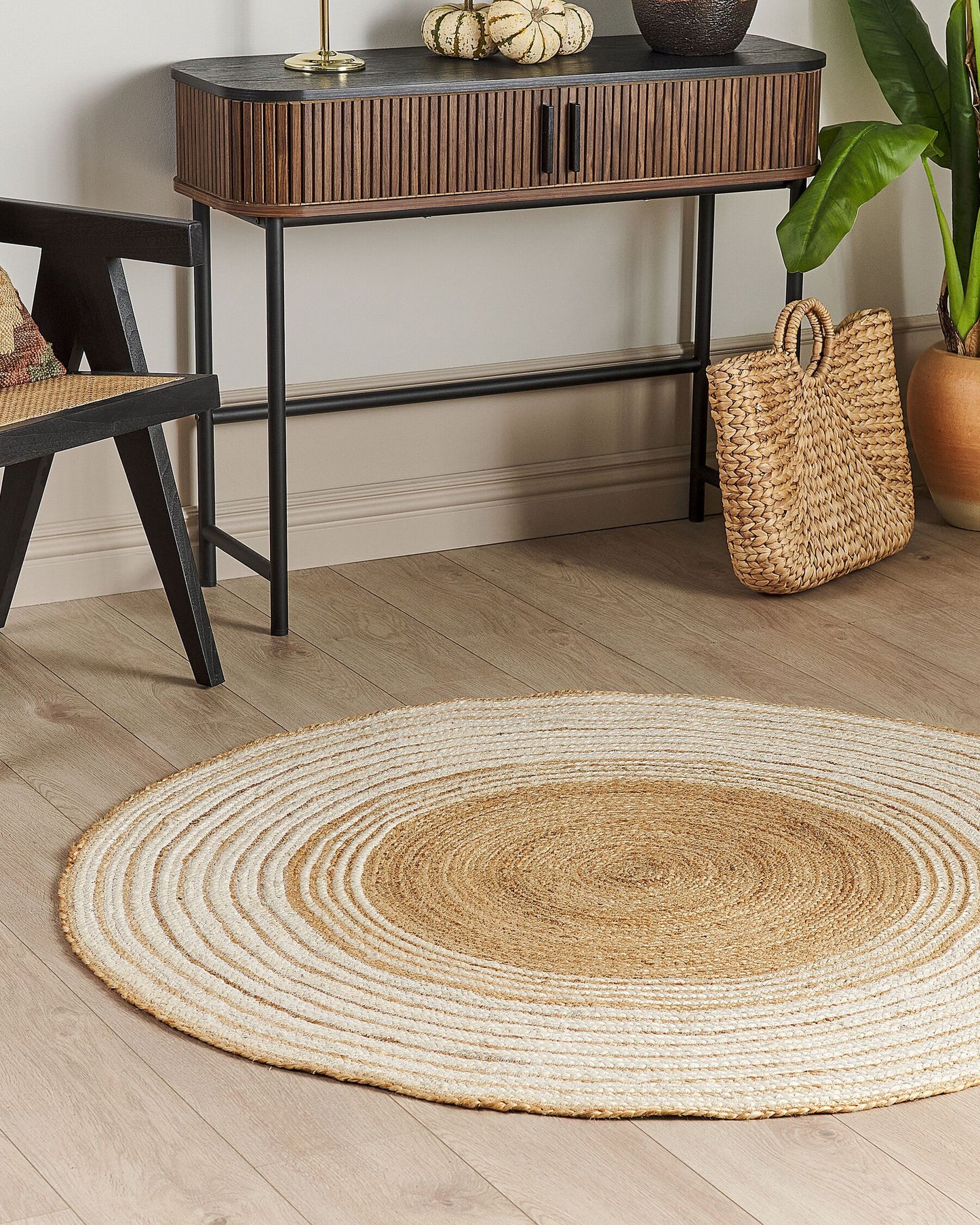 MADAGASCAR - ROUND JUTE RUG – Art Avenue