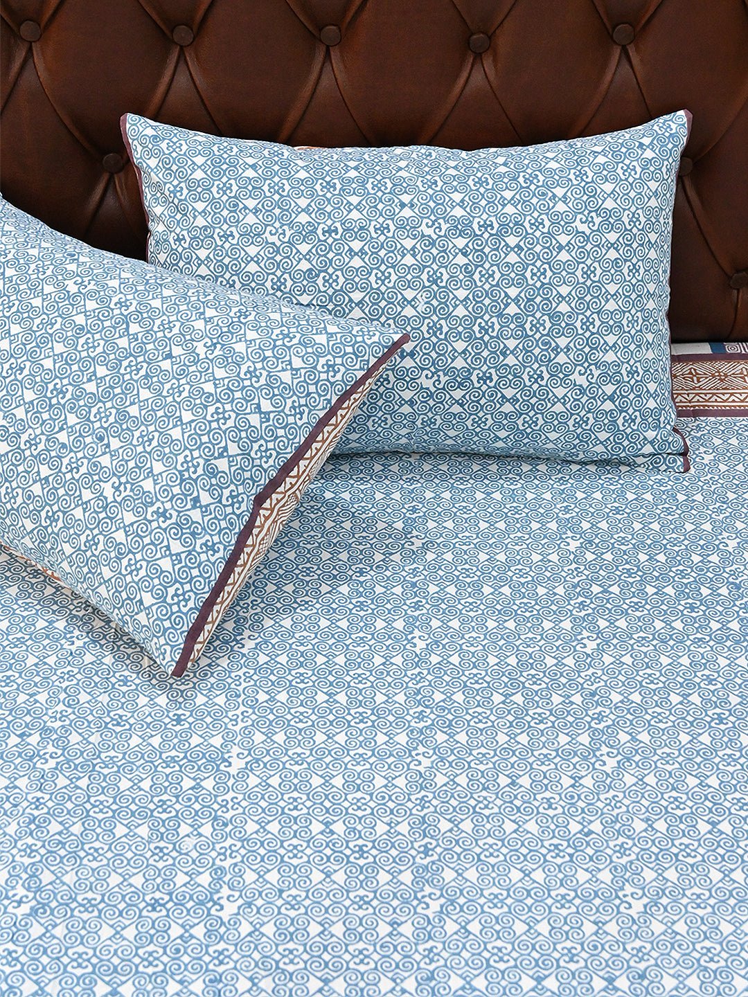 SPIRAL SEA BLUE COTTON BLOCK PRINTED DOUBLE BEDSHEET WITH PILLOW - ART AVENUE