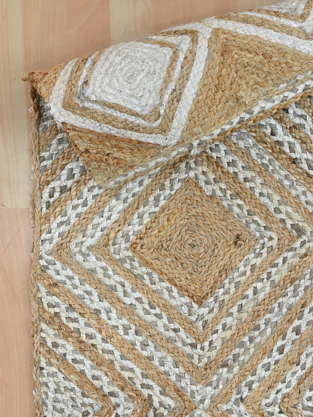 BERRY BRAIDED FLOOR RUNNER ART AVENUE