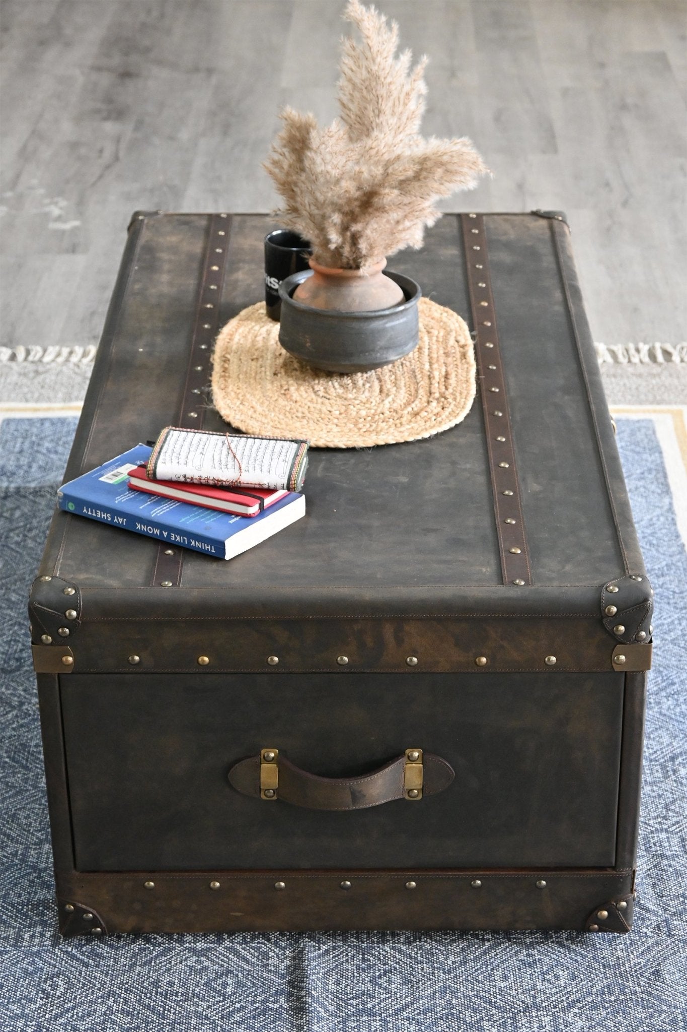 BYGONE COFFEE TABLE IN LEATHER WITH TWO DRAWERS - ART AVENUE