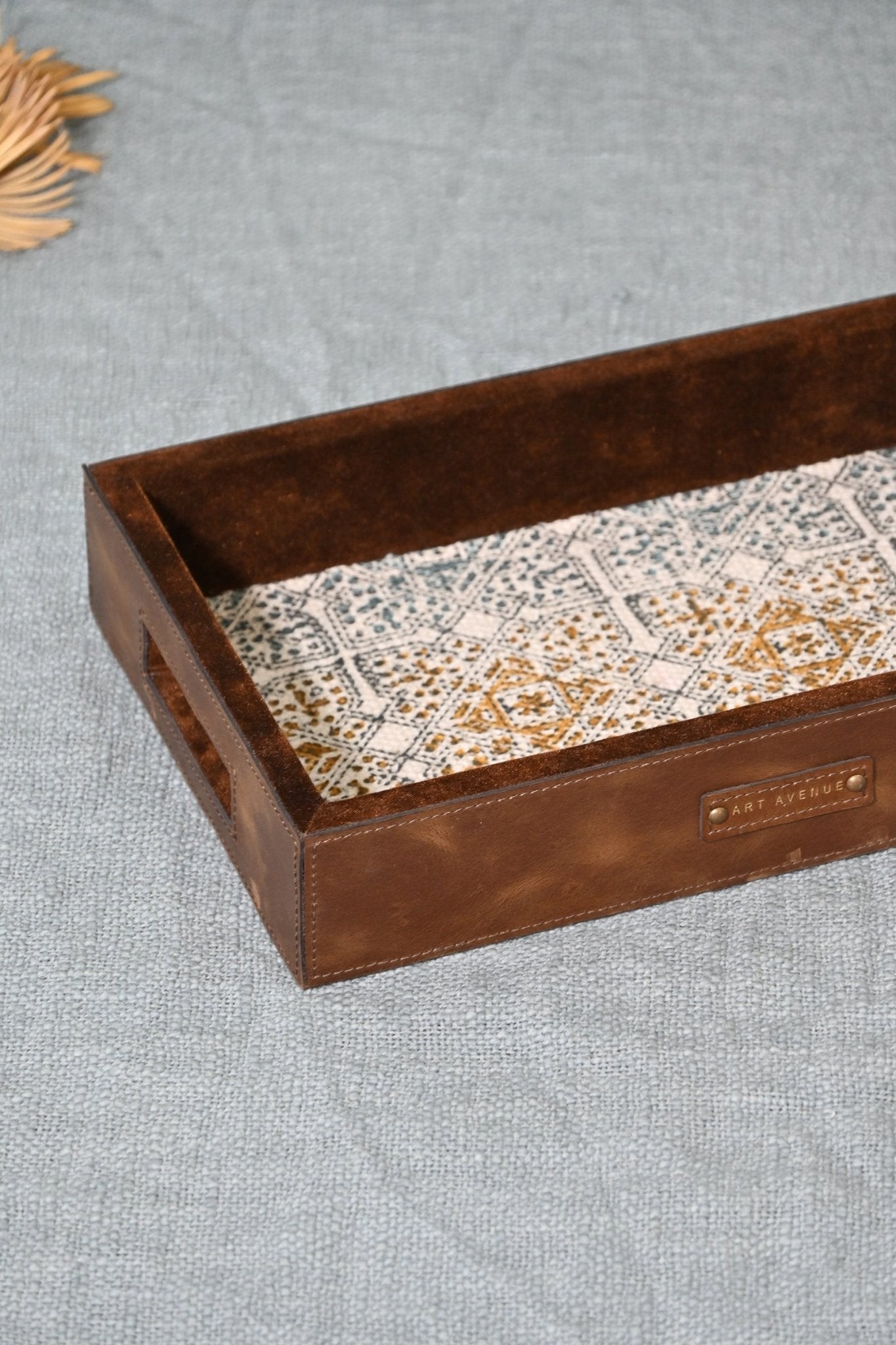 CARROTY - LEATHER & COTTON PRINTED DURRIE TRAY - ART AVENUE
