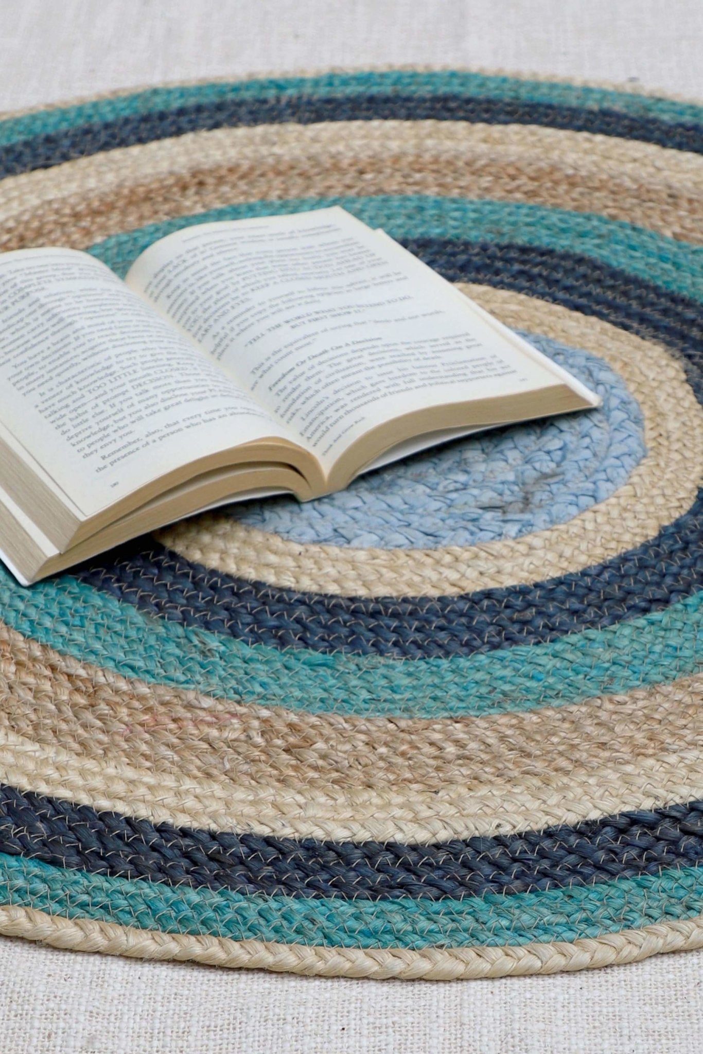 DUST - ROUND JUTE RUG